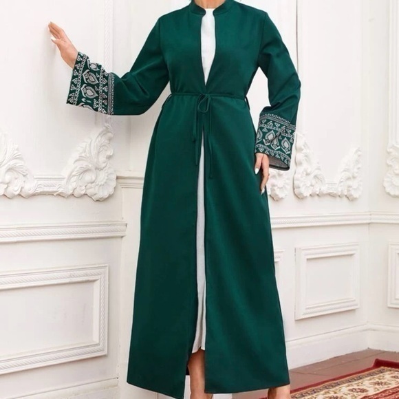 Open abaya - Picture 1 of 3